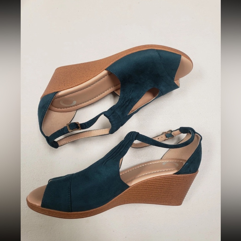 Tru Comfort Foam | Women's Blue Wedge Sandals | Size 7.5